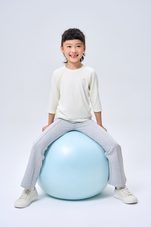 All-Season Anti-Bacterial 3/4 Sleeve Breathable Quick-Dry Top - Image 4